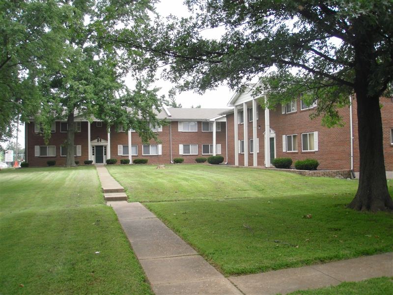 Primary Photo - 1955 Charbonier Rd