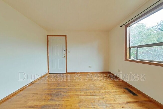 Foto del edificio - 702 NW 14th St