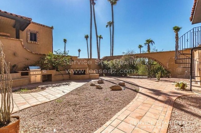 Foto del edificio - 5320 E Rockridge Rd