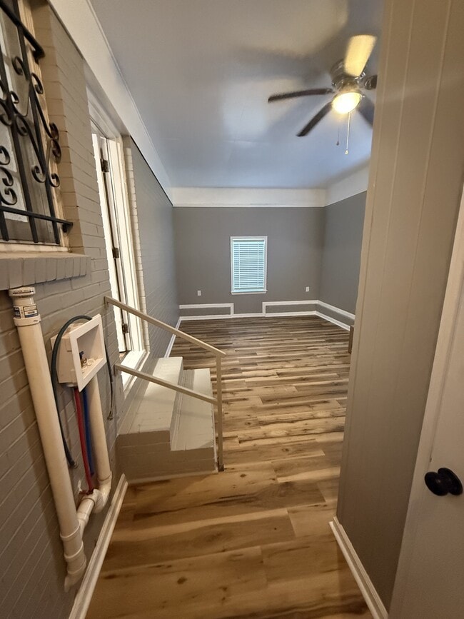 Foto del edificio - 405 Lamar St