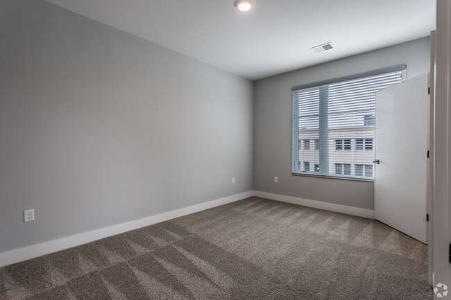 Interior Photo - The Frisbie
