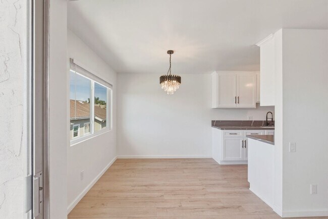 Foto del edificio - 2020 Graham Ave