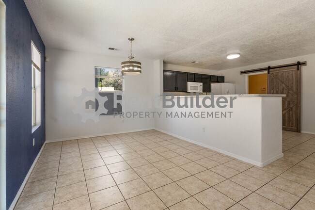 Foto del edificio - CALL US TODAY AT (505) 892-4400 TO SCHEDULE A CONVENIENT SHOWING