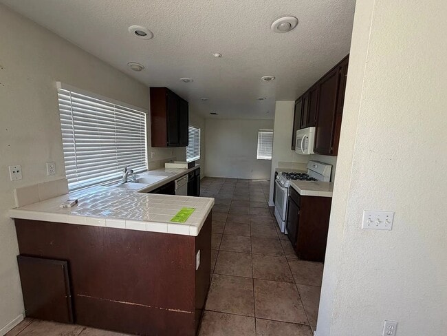 Building Photo - 7622 Canberra Way