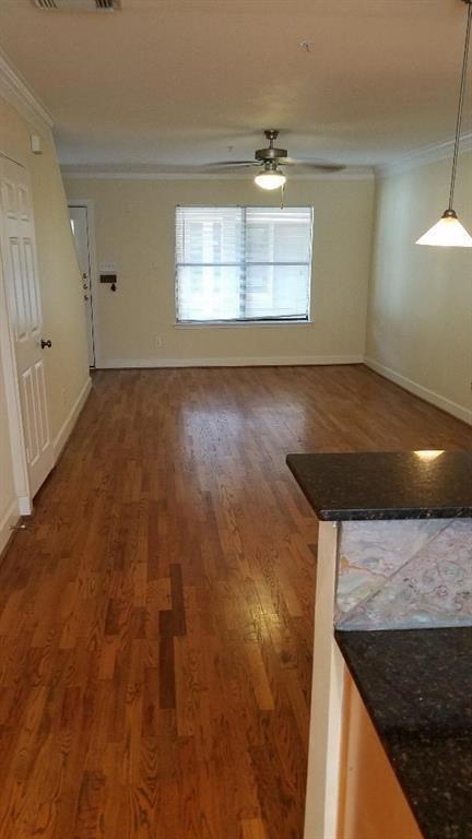 Foto del edificio - 1342 Rutland St