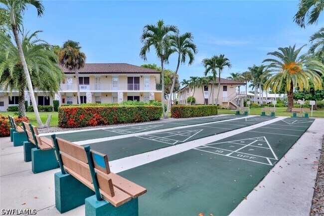 Building Photo - 167 N Collier Blvd