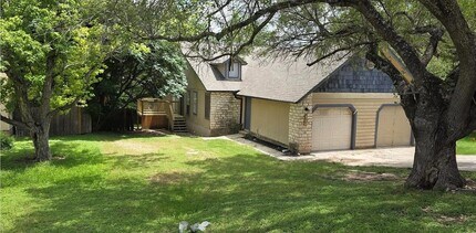 Building Photo - 375 Fantail Loop