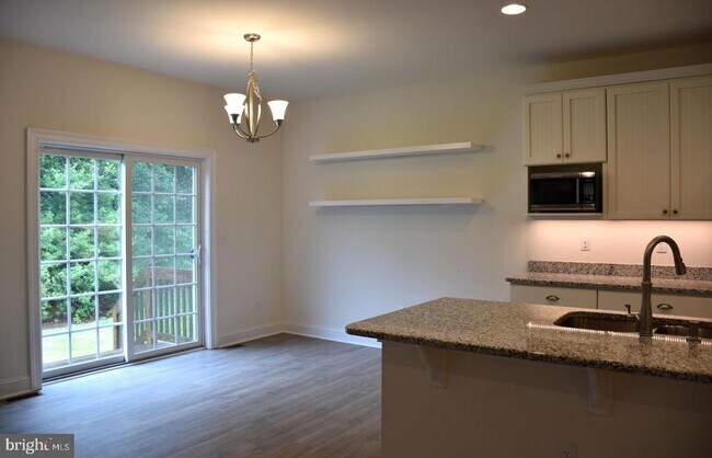 Building Photo - 416 Seagull Dr