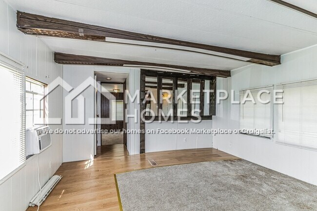 Foto del edificio - 4750 N County Rd 500 E