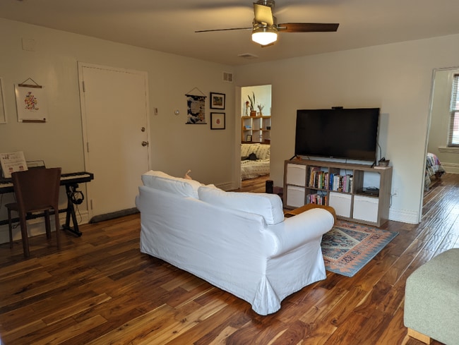 Foto del edificio - 5504 Hays St