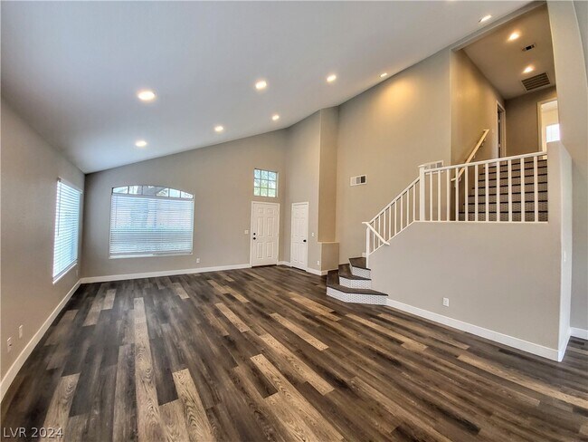 Building Photo - 4510 Lone Mesa Dr