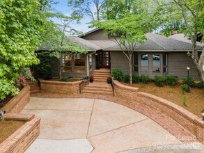 Building Photo - 449 Windward Dr