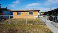 Primary Photo - 1314 N Holly Ave