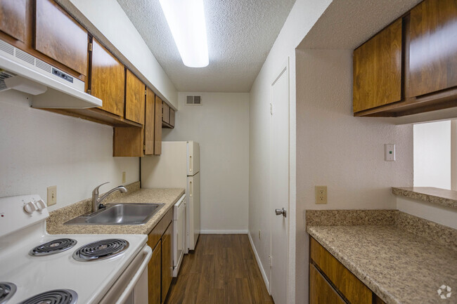 1HAB - 1BA - 660 Ft² - Cimarron Trails Apts.