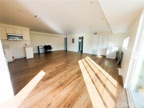 Building Photo - 6628 Camellia Ave