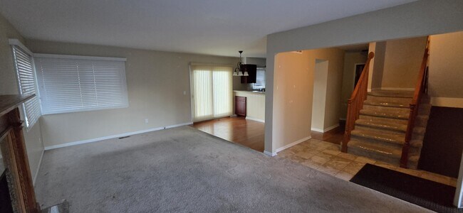 Foto del edificio - 380 Huntington Ct