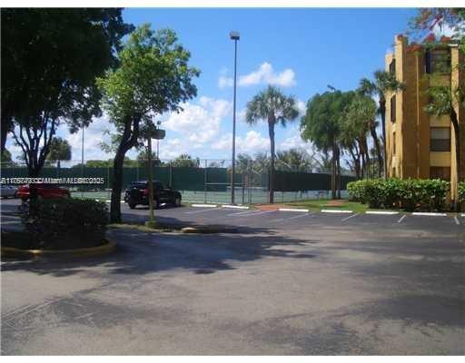 Building Photo - 14311 N Kendall Dr