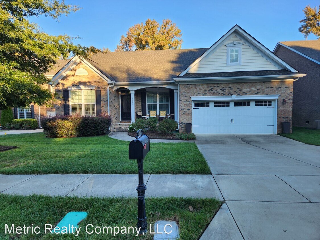 4 br, 3 bath House 1822 Alden Oaks Dr House Rental in Charlotte, NC