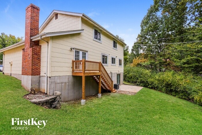 Building Photo - 3765 Gumtree Ln