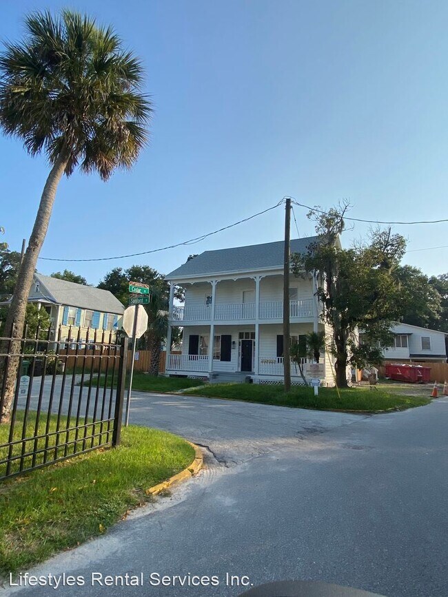 Building Photo - 3 br, 2 bath House - 30A Down Stanford St