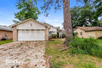 Building Photo - 22319 Meadowrock Dr