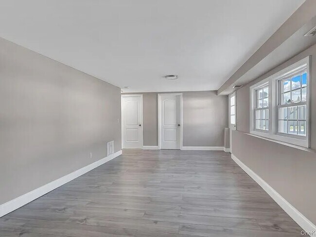 Foto del edificio - 307 Peachtree Cir
