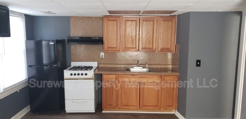 Foto principal - 315 Burlington Ave