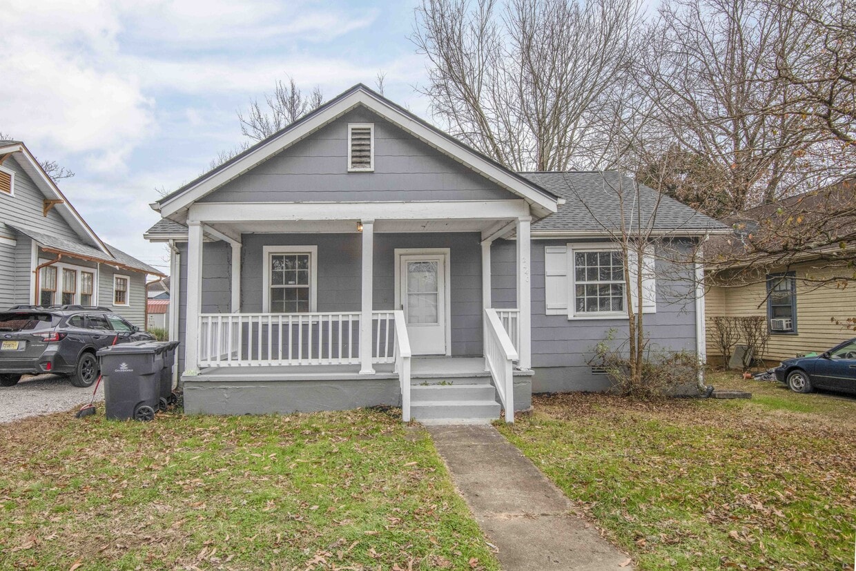 Photo - 2440 Woodbine Ave (Knoxville, TN)