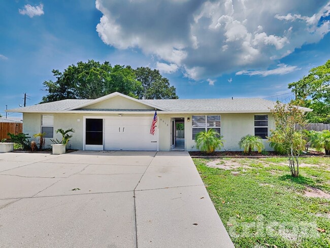 Building Photo - 5513 3rd Avenue Plaza W