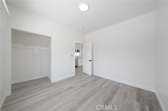 Foto del edificio - 2423 S Myrtle Ave