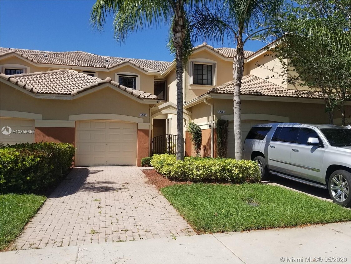 3883 Tree Top Dr, Weston, FL 33332 Townhouse for Rent in Weston, FL