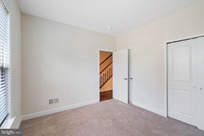 Building Photo - 17267 Herring Gull Ln