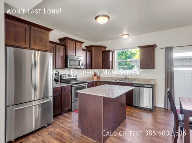 Building Photo - 1544 S 840 W