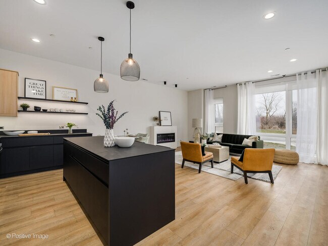 Foto del edificio - 288 Stonington Dr