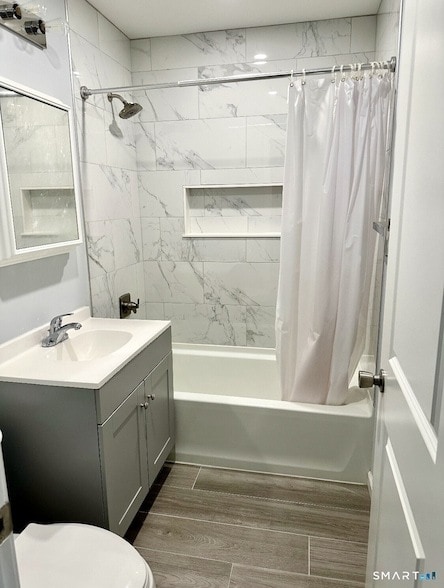 Foto del edificio - 126 Biruta St