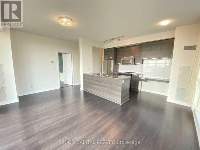 Photo du bâtiment - 75 Eglinton Ave W