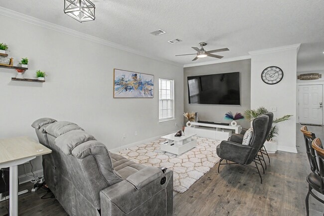 Building Photo - 1223 Cypress Fall Cir