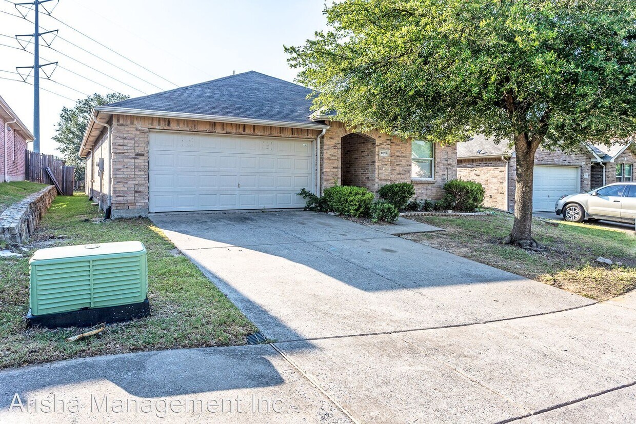 Primary Photo - 4 br, 2 bath House - 12718 Drexel st