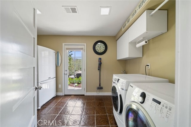 Foto del edificio - 215 Monterey Dr