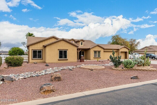 Foto del edificio - 9768 W Prospector Dr