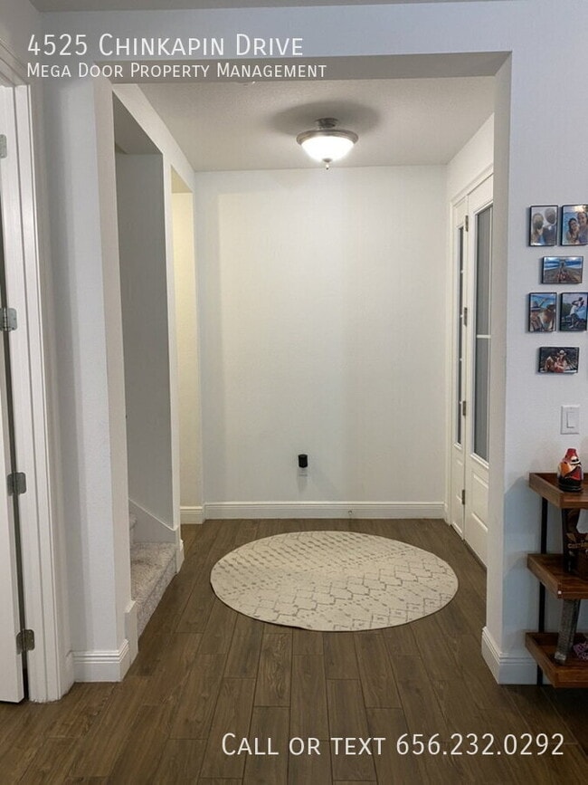 Foto del edificio - 4525 Chinkapin Dr