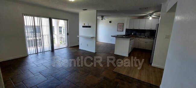 Building Photo - 2625 FL-590