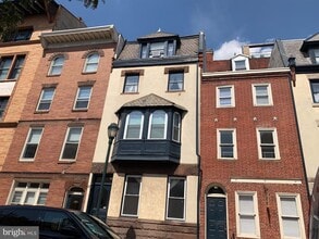 Building Photo - 1203 Locust St