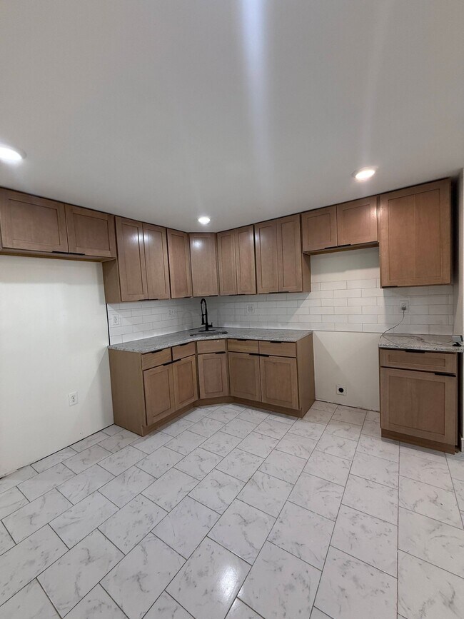 Foto del edificio - 1110 S 54th St