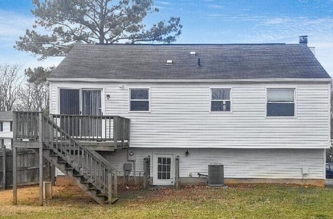 Building Photo - 6203 Checkerberry Dr
