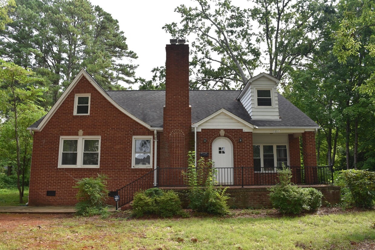 2627 Providence Rd, Charlotte, NC 28211 House Rental in Charlotte, NC
