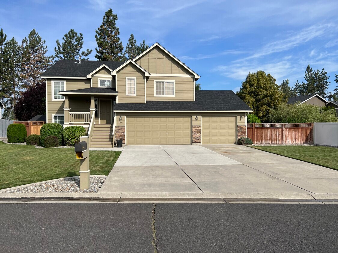 15221 N St, Mead, WA 99021 House Rental in Mead, WA