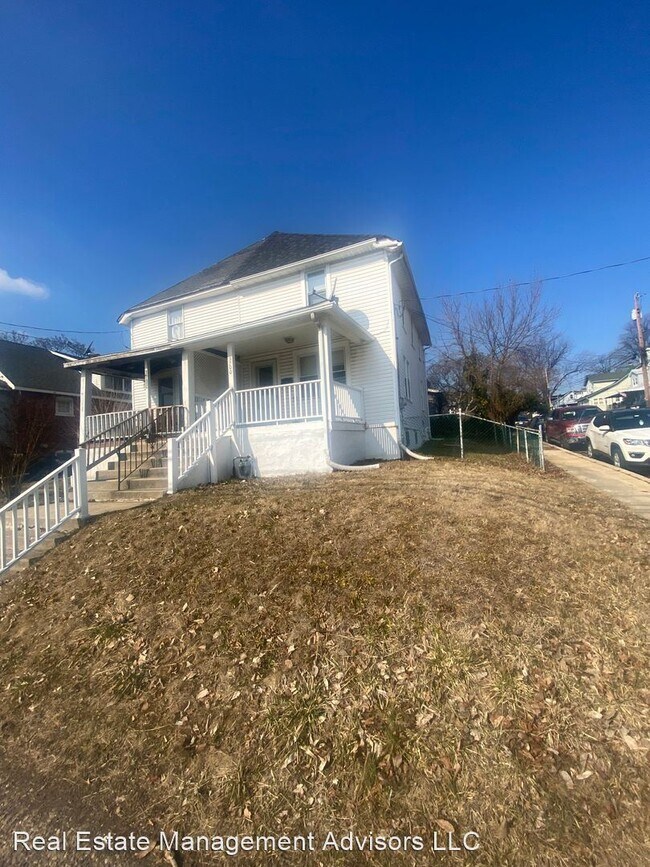 Building Photo - 3 br, 1 bath House - 3700 W 9th Street