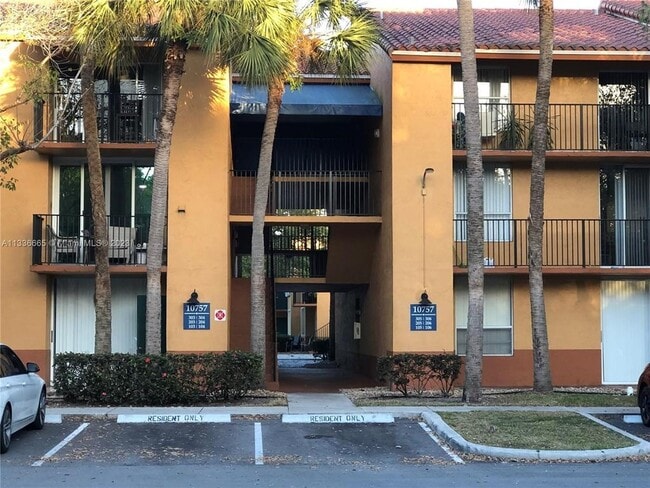 Building Photo - 10757 Cleary Blvd