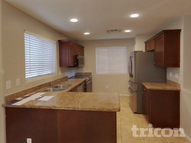 Foto del edificio - 25760 W Valley View Dr